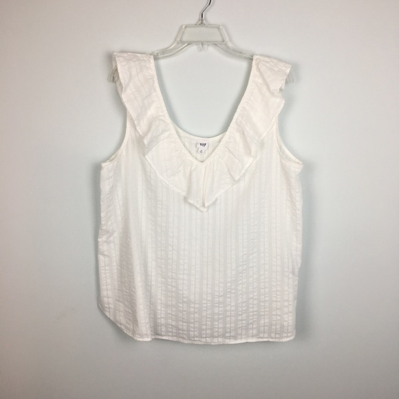 GAP Tops - GAP Sleeveless Ruffle V Neck Top. XL